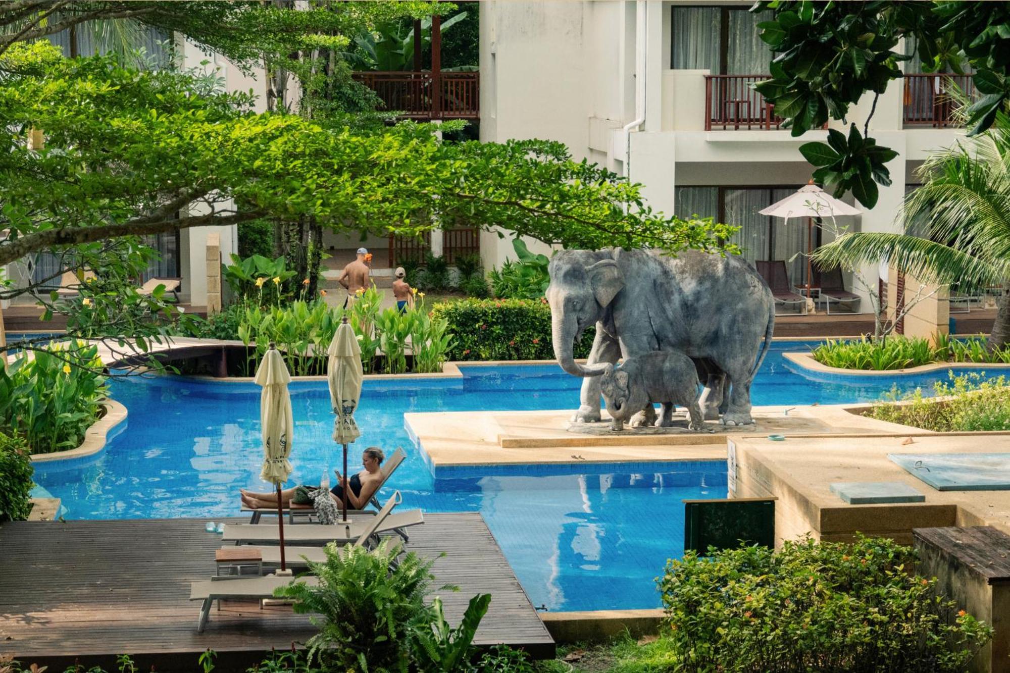 Apsara Beachfront Resort & Villa - Sha Extra Plus Кхаулак Экстерьер фото
